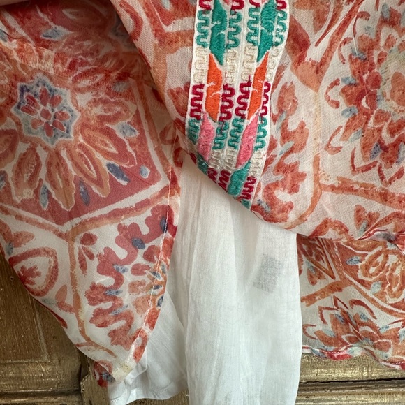 Tolani Pink, Peach & Orange Flowy Blouse with puff 3/4 Sleeves - Picture 7 of 7